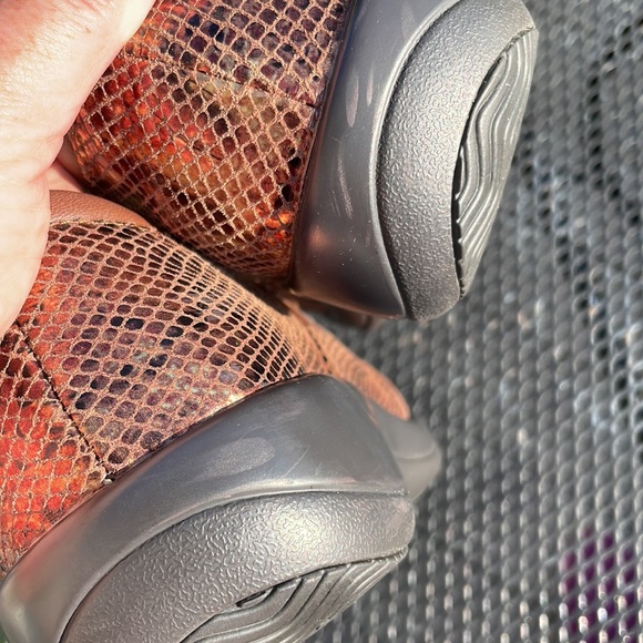 Alegria copper ‘snakeskin’ shoes - Picture 6 of 7